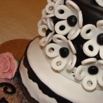 Gâteau Fleuri en mode noir&blanc